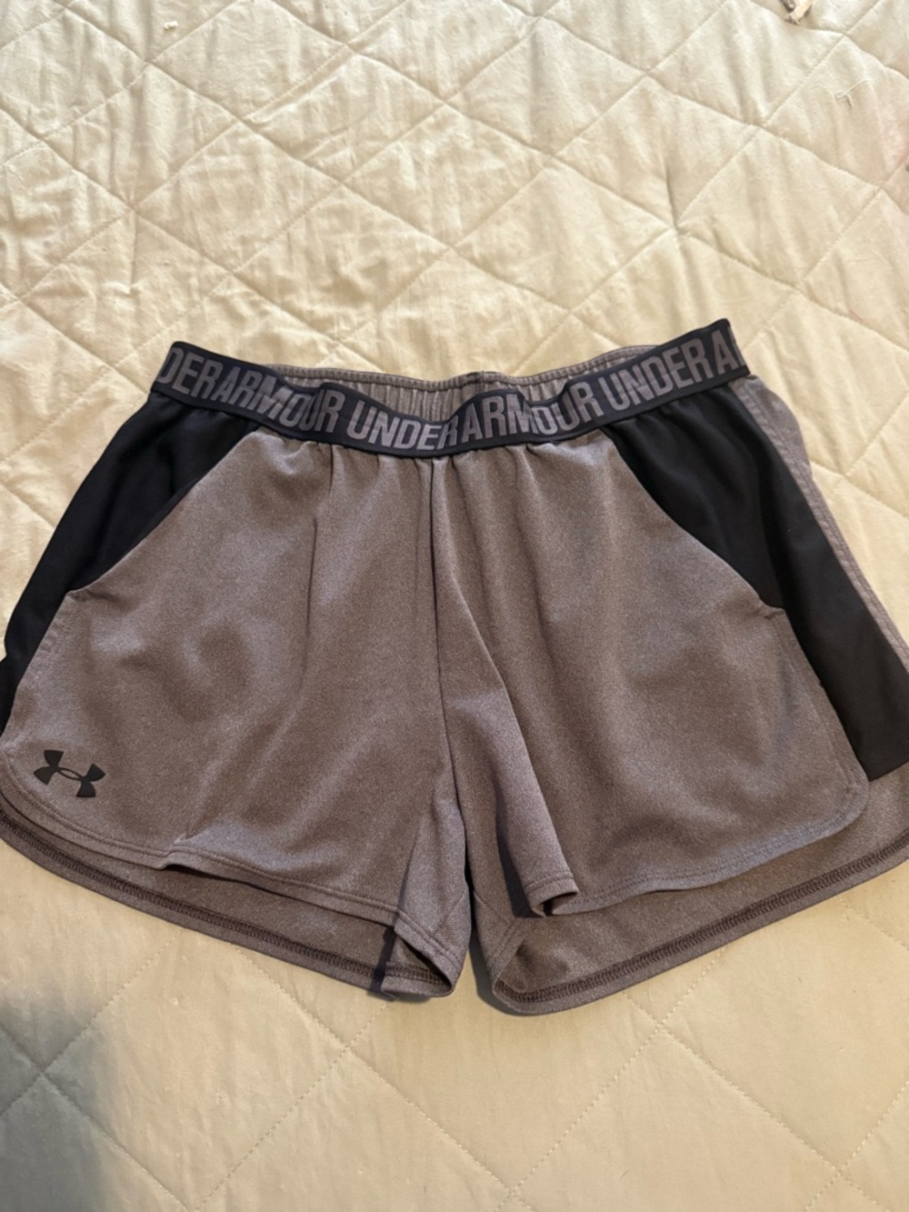 Under Armour Women's Gray & Black Athletic Mesh Shorts